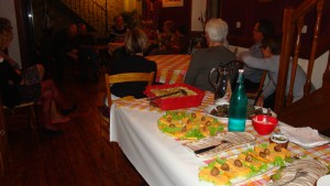 soirée ardéchoise pour le séjour gastronomie en Drom' Ardèche organisé par le gîte la Source